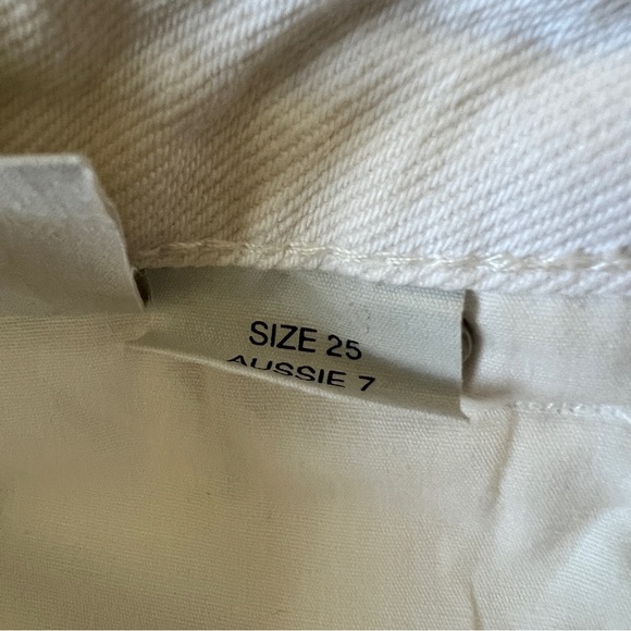 Rolla’s High Rise Duster Layla Shorts in Buttercream - Picture 9 of 10